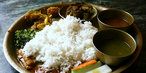 Daal Bhaat Tarkari – riz aux légumes népalais Daal Bhaat Tarkari – riz aux légumes népalais